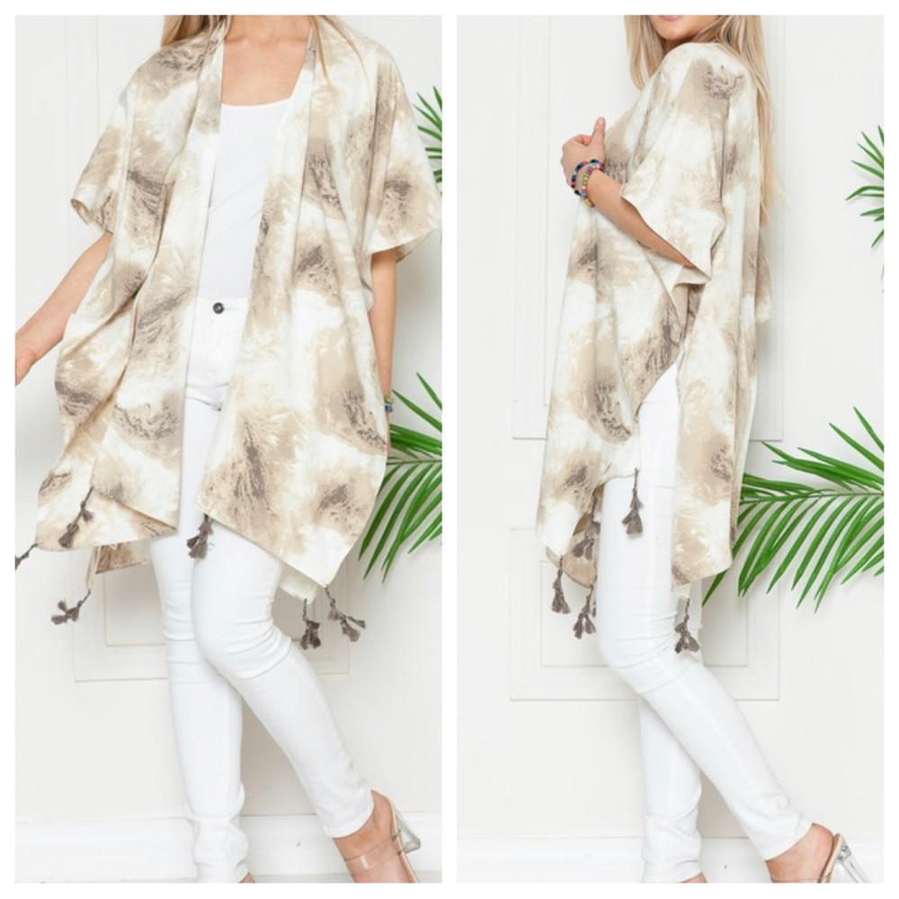 14 BOHO TASSEL DROP CORNER KIMONO